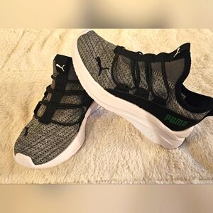 NWOT Puma Toddler Sneakers Size 12